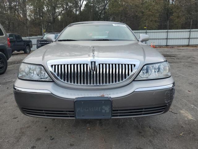 1LNHM83W84Y671330 - 2004 LINCOLN TOWN CAR ULTIMATE SILVER photo 5