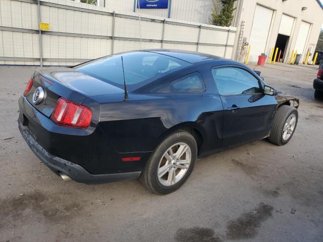 1ZVBP8AM2C5216263 - 2012 FORD MUSTANG BLACK photo 3