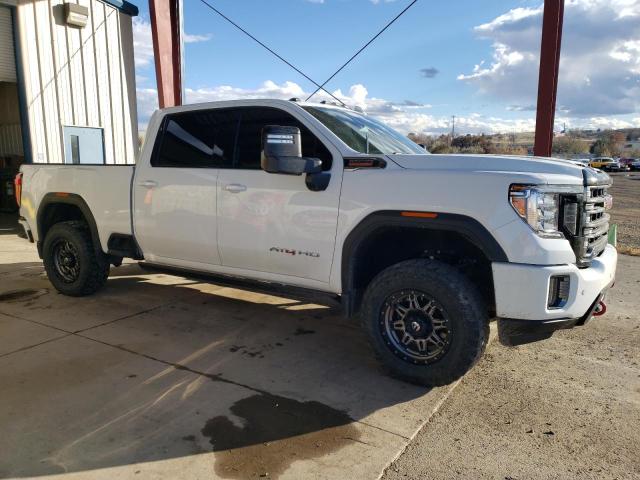 1GT49VEY1MF211293 - 2021 GMC SIERRA K3500 AT4 WHITE photo 4