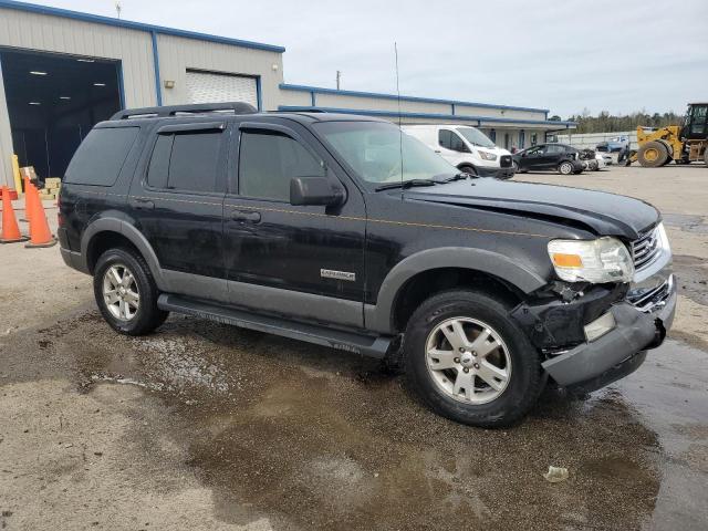 1FMEU63836UB02341 - 2006 FORD EXPLORER XLT BLACK photo 4