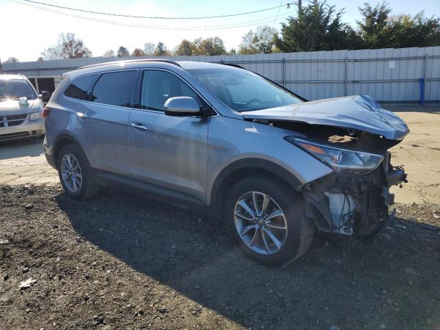 KM8SM4HF4JU293131 - 2018 HYUNDAI SANTA FE SE SILVER photo 4