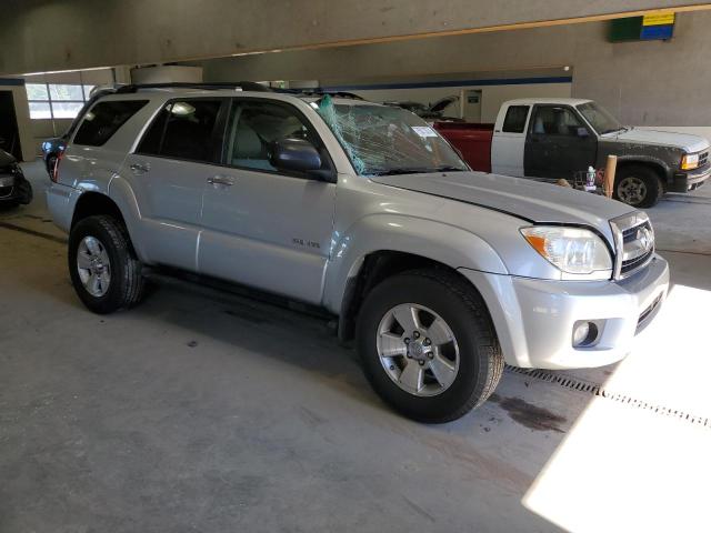 JTEBU14R98K014762 - 2008 TOYOTA 4RUNNER SR5 SILVER photo 4