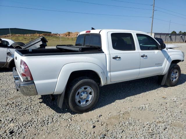 5TFJU4GN6FX069048 - 2015 TOYOTA TACOMA DOUBLE CAB PRERUNNER WHITE photo 3