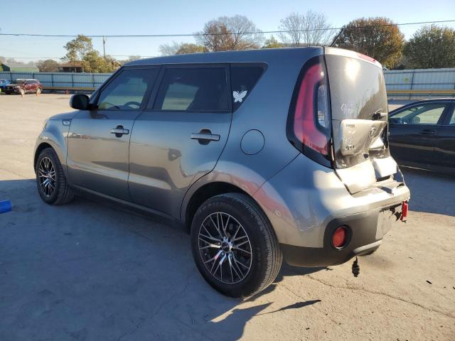 KNDJN2A23K7687311 - 2019 KIA SOUL SILVER photo 2