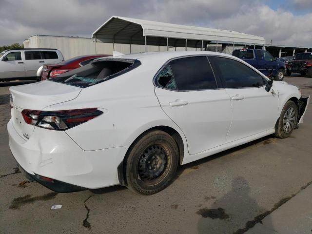 4T1C31AK9NU593864 - 2022 TOYOTA CAMRY LE WHITE photo 3