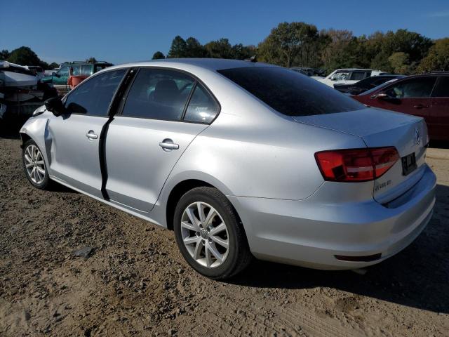 3VWD07AJ1FM413159 - 2015 VOLKSWAGEN JETTA SE SILVER photo 2