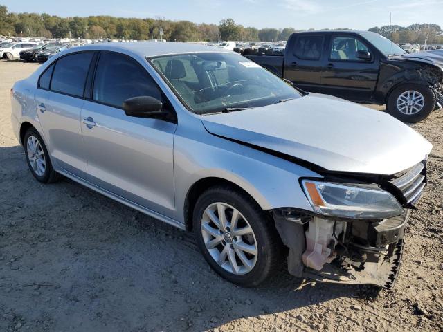 3VWD07AJ1FM413159 - 2015 VOLKSWAGEN JETTA SE SILVER photo 4