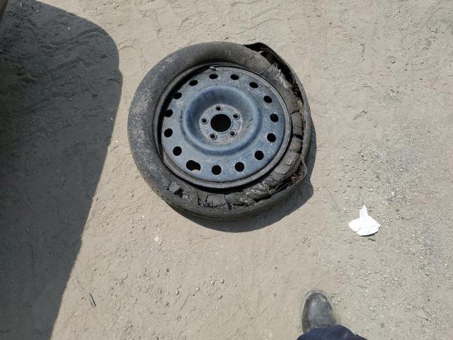 1LNHM81W23Y650832 - 2003 LINCOLN TOWN CAR EXECUTIVE TAN photo 12