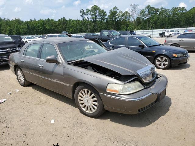 1LNHM81W23Y650832 - 2003 LINCOLN TOWN CAR EXECUTIVE TAN photo 4