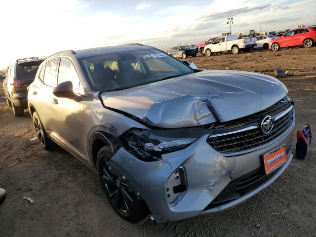 LRBFZPR45PD038663 - 2023 BUICK ENVISION ESSENCE SILVER photo 4