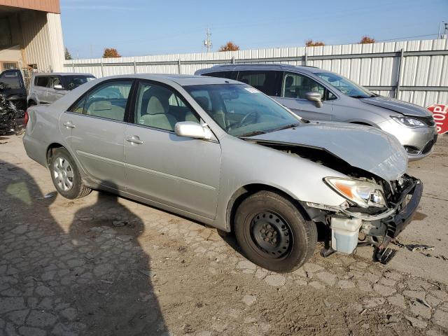 4T1BE32K13U154350 - 2003 TOYOTA CAMRY LE SILVER photo 4