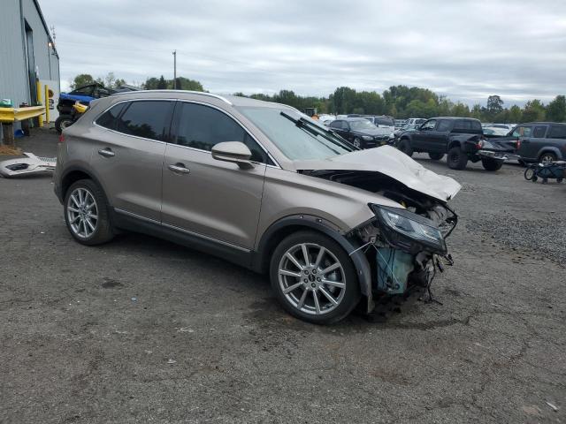 5LMCJ3C95KUL02927 - 2019 LINCOLN MKC RESERVE ყავისფერი ფოტო 4