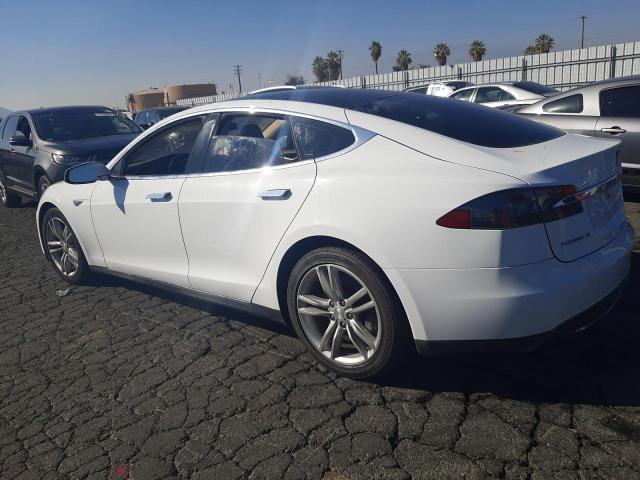 5YJSA1CG8DFP14020 - 2013 TESLA MODEL S WHITE photo 2