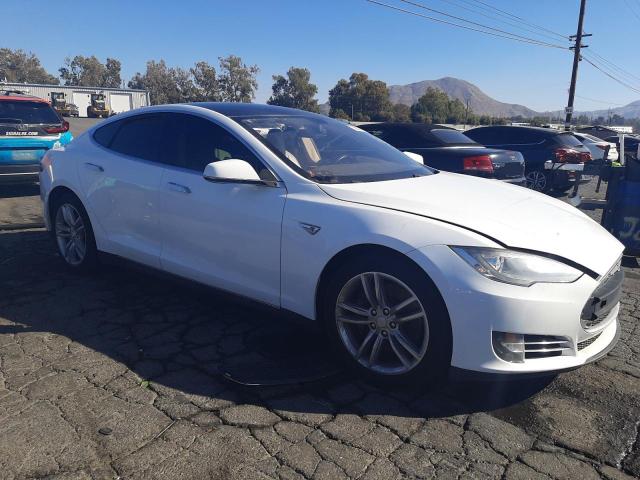 5YJSA1CG8DFP14020 - 2013 TESLA MODEL S Սպիտակ լուսանկար 4