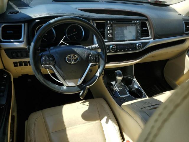 5TDJZRFH3HS433834 - 2017 TOYOTA HIGHLANDER SE WHITE photo 8