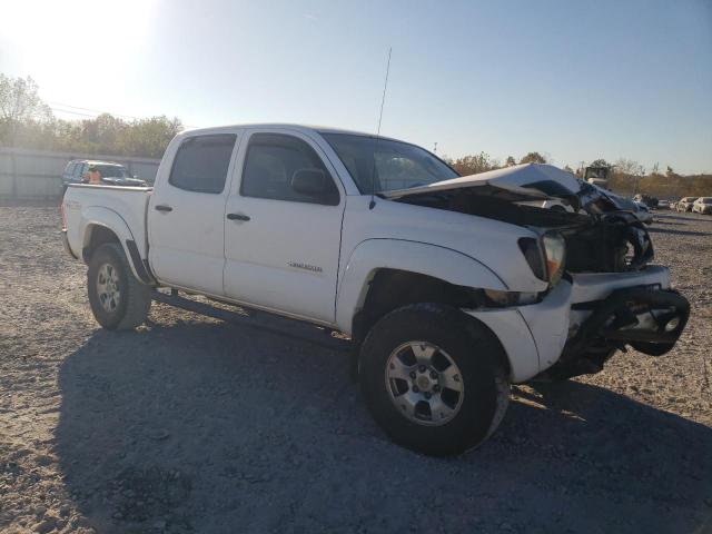3TMJU62N88M056880 - 2008 TOYOTA TACOMA DOUBLE CAB PRERUNNER WHITE photo 4