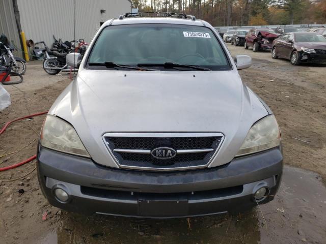 KNDJC733945202192 - 2004 KIA SORENTO EX SILVER photo 5