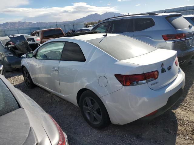 KNAFU6A2XA5187976 - 2010 KIA FORTE EX WHITE photo 2