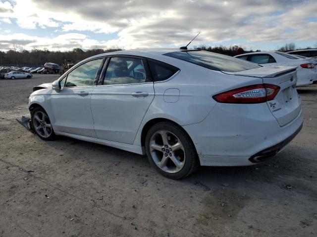 3FA6P0H9XFR282929 - 2015 FORD FUSION SE WHITE photo 2