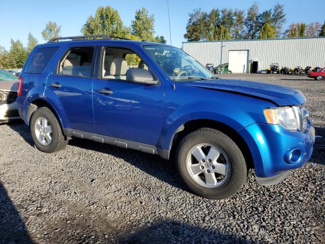 1FMCU9D78BKB61048 - 2011 FORD ESCAPE XLT BLUE photo 4