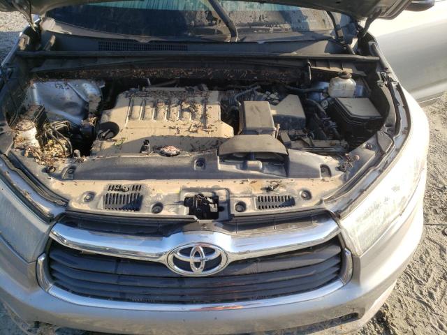 5TDJKRFHXFS218176 - 2015 TOYOTA HIGHLANDER XLE SILVER photo 11