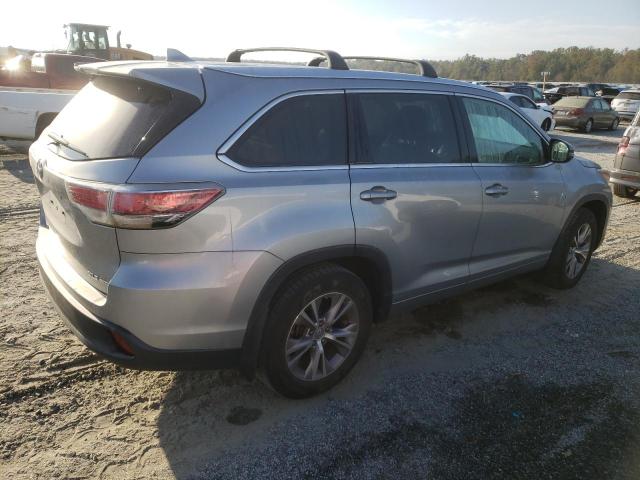 5TDJKRFHXFS218176 - 2015 TOYOTA HIGHLANDER XLE SILVER photo 3
