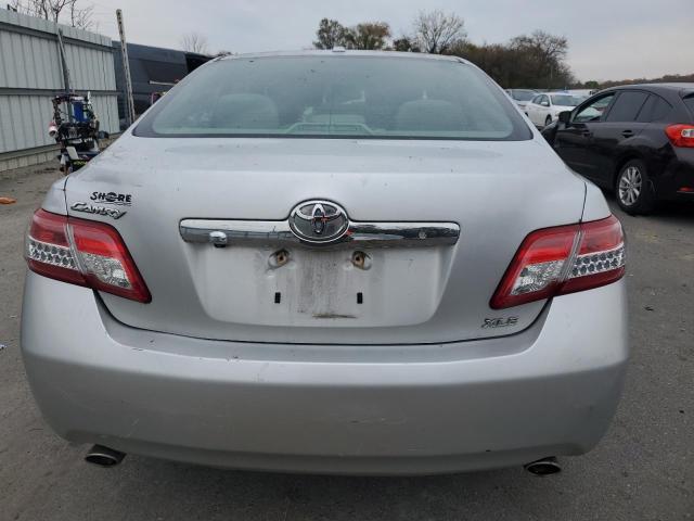 4T1BK3EK9BU625826 - 2011 TOYOTA CAMRY SE SILVER photo 6