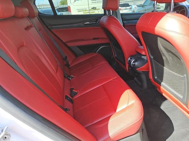 ZASPAJAN2M7D08836 - 2021 ALFA ROMEO STELVIO SPORT თეთრი ფოტო 11