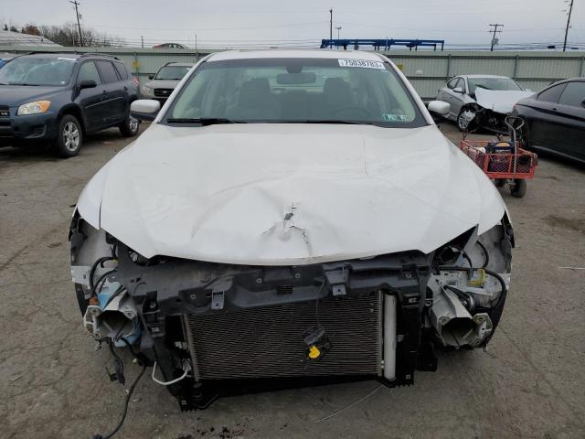 1FAHP2H89FG122110 - 2015 FORD TAURUS SEL WHITE photo 5