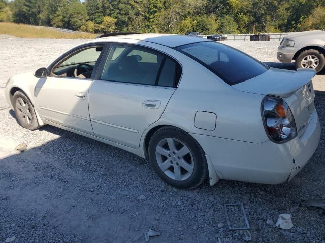 1N4AL11D42C177614 - 2002 NISSAN ALTIMA BASE WHITE photo 2