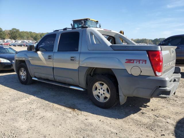 3GNEC13T82G324280 - 2002 CHEVROLET AVALANCHE C1500 BROWN photo 2