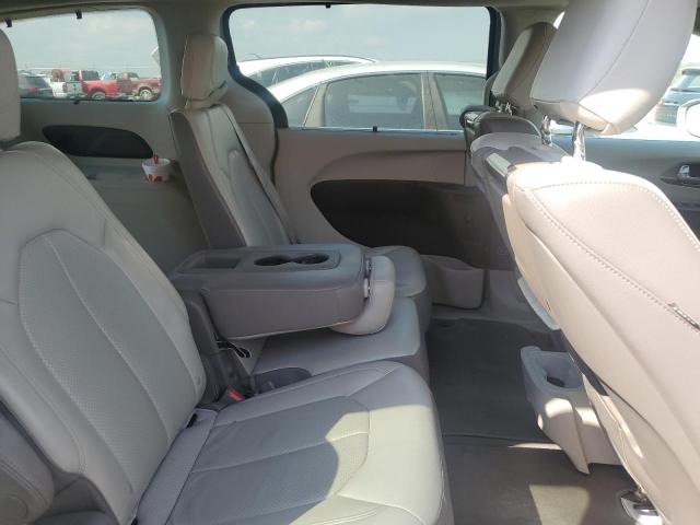 2C4RC1EG1HR669566 - 2017 CHRYSLER PACIFICA TOURING L PLUS GRAY photo 11