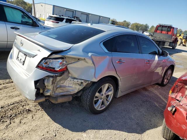 1N4AL3APXFN895216 - 2015 NISSAN ALTIMA 2.5 SILVER photo 3