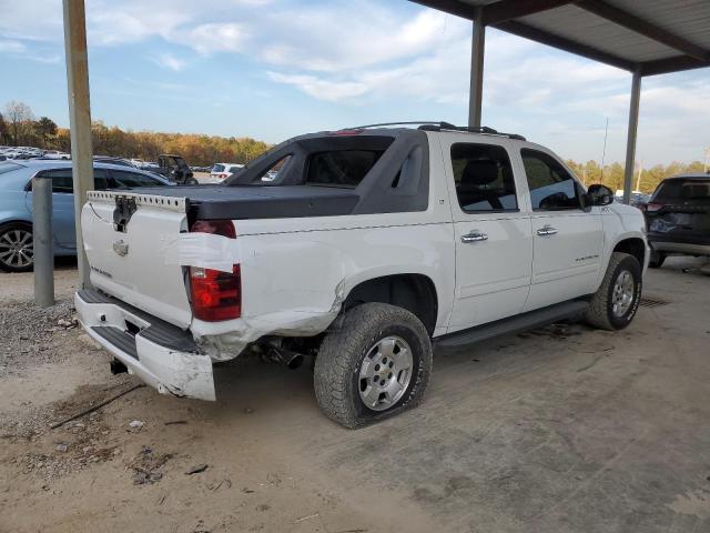 3GNTKFE72CG238889 - 2012 CHEVROLET AVALANCHE LT WHITE photo 3