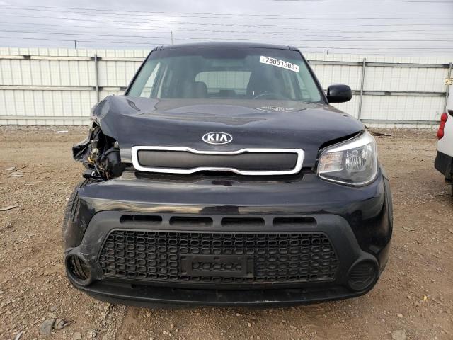 KNDJN2A20G7315996 - 2016 KIA SOUL BLACK photo 5