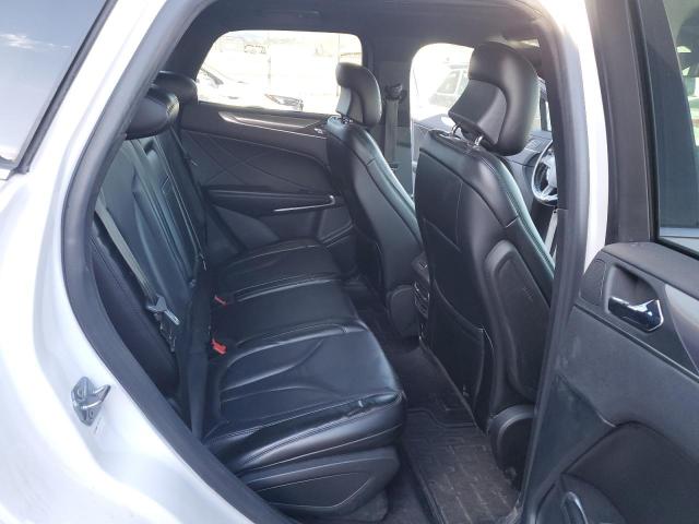 5LMTJ3DH9KUL32499 - 2019 LINCOLN MKC RESERVE Beyaz fotoğraf 10
