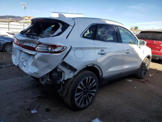 5LMTJ3DH9KUL32499 - 2019 LINCOLN MKC RESERVE WHITE photo 3