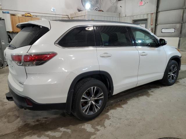 5TDJKRFH3GS268743 - 2016 TOYOTA HIGHLANDER XLE WHITE photo 3