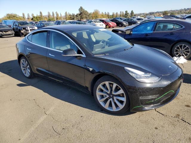 5YJ3E1EAXJF060263 - 2018 TESLA MODEL 3 BLACK photo 4