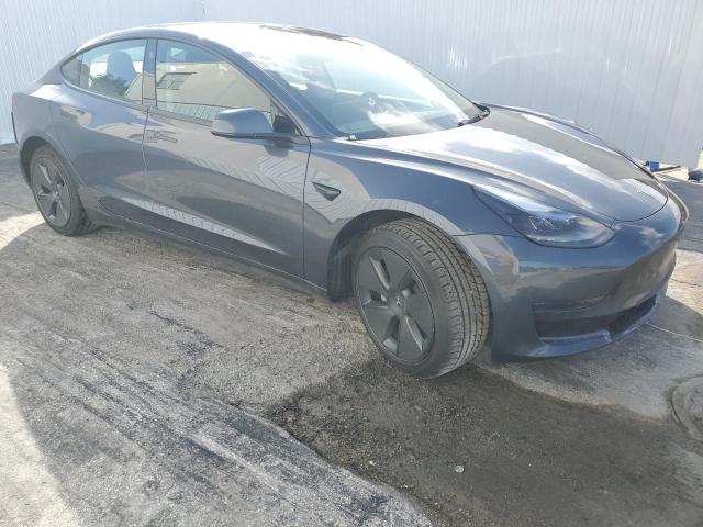 5YJ3E1EAXPF451129 - 2023 TESLA MODEL 3 SILVER photo 4