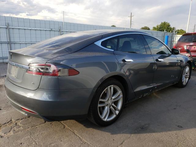 5YJSA1CN6DFP13110 - 2013 TESLA MODEL S GRAY photo 3