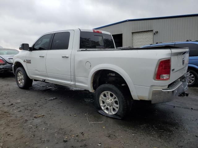 3C6UR5FL4JG125626 - 2018 RAM 2500 LARAMIE WHITE photo 2