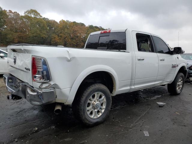 3C6UR5FL4JG125626 - 2018 RAM 2500 LARAMIE WHITE photo 3