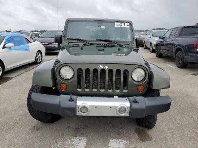 1J8FA54138L573047 - 2008 JEEP WRANGLER SAHARA GREEN photo 5