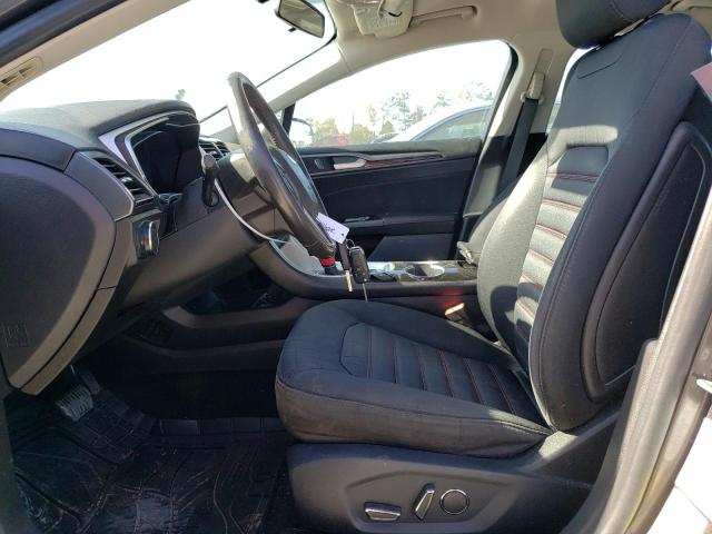 3FA6P0H71GR231352 - 2016 FORD FUSION SE GRAY photo 7