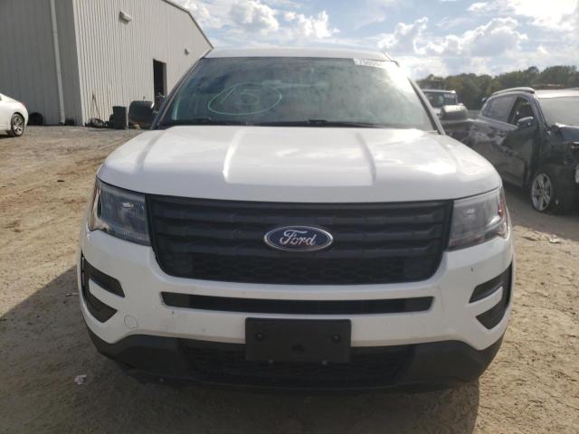 1FM5K8AR2HGE40120 - 2017 FORD EXPLORER POLICE INTERCEPTOR أبيض صورة 5