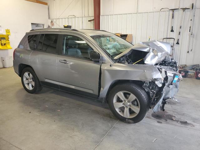 1C4NJDEB3HD143386 - 2017 JEEP COMPASS LATITUDE SILVER photo 4