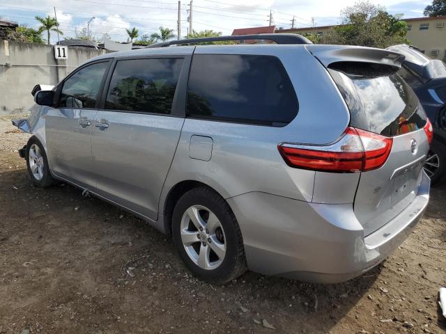 5TDKK3DC7FS659563 - 2015 TOYOTA SIENNA LE SILVER photo 2