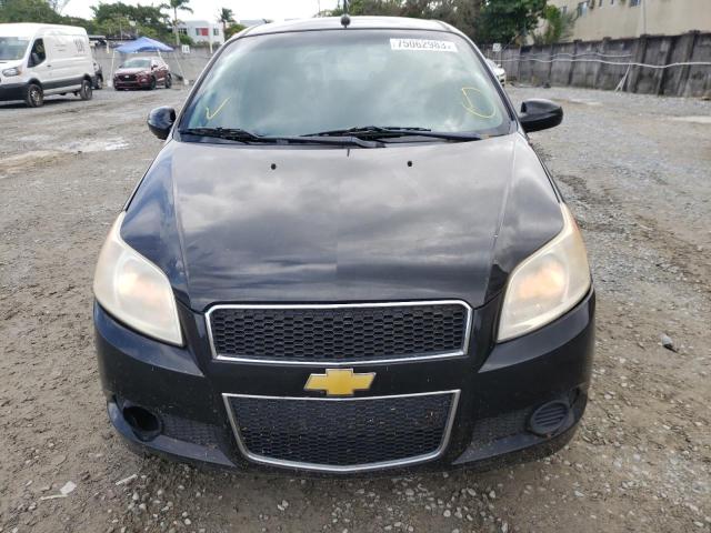 KL1TD6DE5AB054644 - 2010 CHEVROLET AVEO LS BLACK photo 5