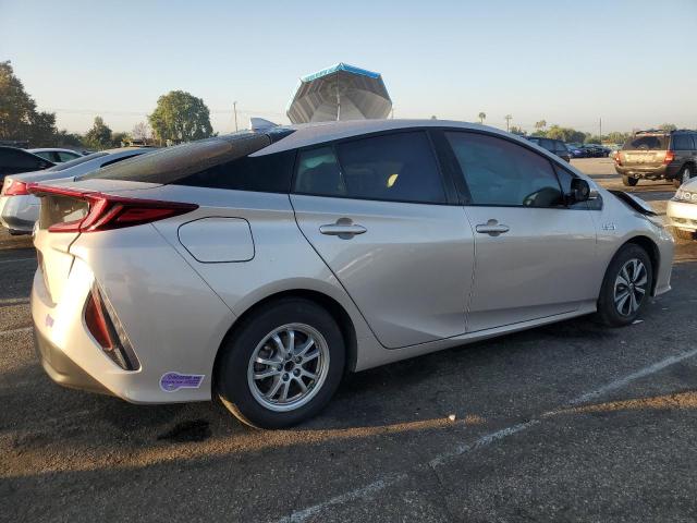 JTDKARFP4K3111487 - 2019 TOYOTA PRIUS PRIM SILVER photo 3